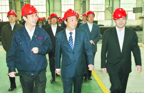 江阴党政代表团赴常熟、太仓、上海临港产业区