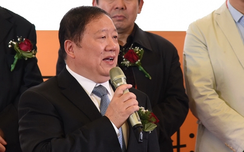 安琪董事长_安琪酵母董事长图片