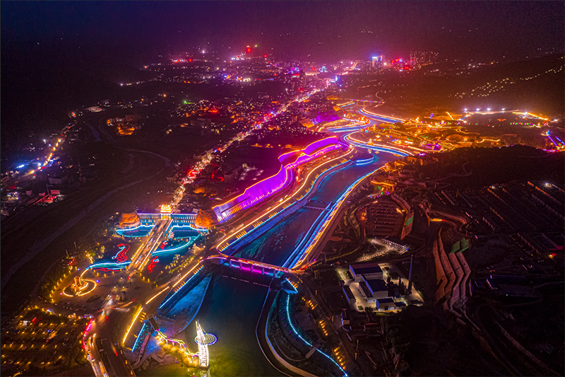 庆城县夜景。李云摄