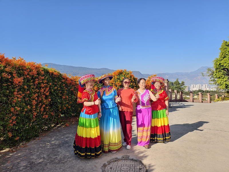 在华坪县一康养中心旅居的老人。郑琦尹摄