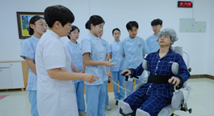 教室里有条“生产线”