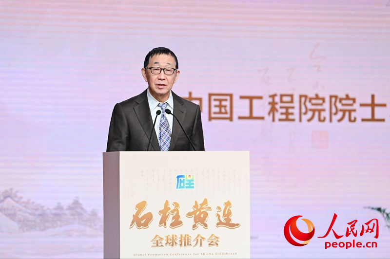中国工程院院士、中国医学科学院药物研究院院长蒋建东。人民网 邹乐摄