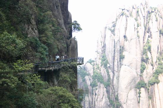 上饶三清山旅游景区_三清山旅游收入