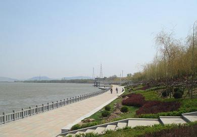 辽阳市河道生态工程典型示范区建设工程进展顺