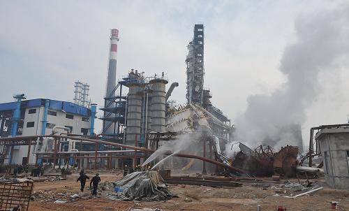 宁夏宝塔化工企业发生爆炸事故 受伤人数升至