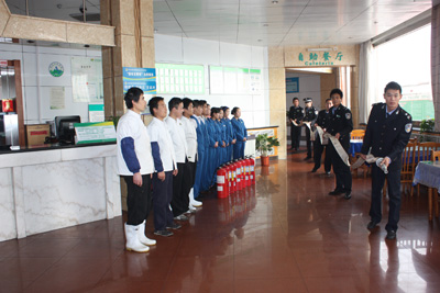 京沪高速沧州服务区开展消防宣传教育培训活动