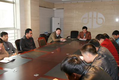 京沪处召开第二季度处机关驾驶员安全教育会议